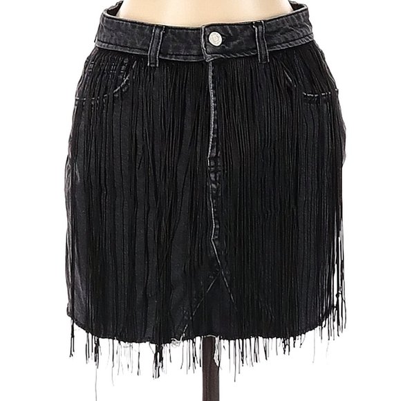 💥HOT ITEM💥Black Fringe Detail Denim Skirt - Picture 3 of 4
